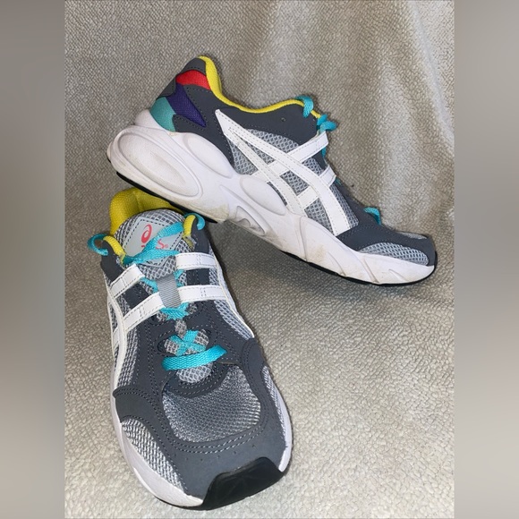 Asics Women’s - Picture 3 of 4